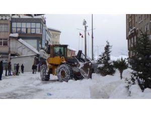 Kar Temizleme Çalışmaları Devam Ediyor