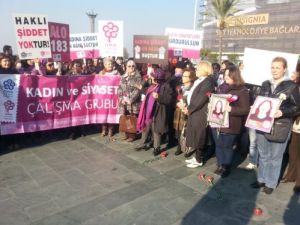 Öldürülen Öğretim Görevlisi İçin 62 Stk Meydana Çıktı