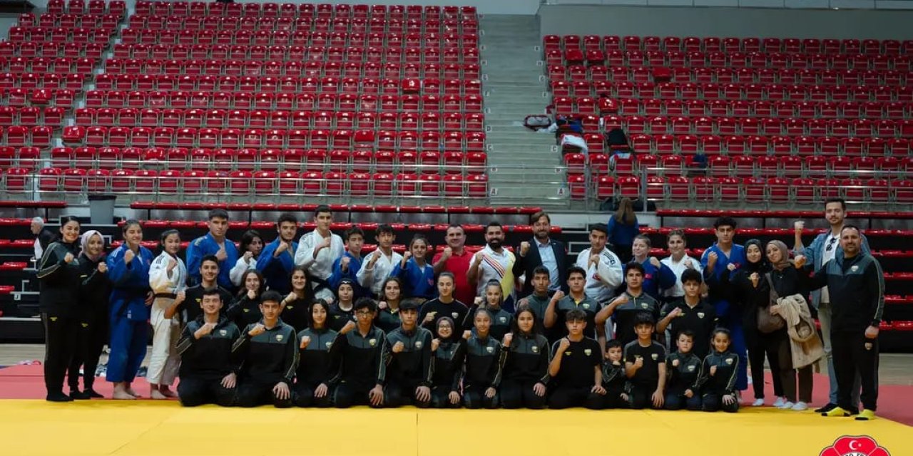 Büyükşehir Judo  Konya'da zirve yaptı