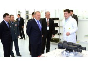 Nazarbayev’den Türk Yatırımına Övgü