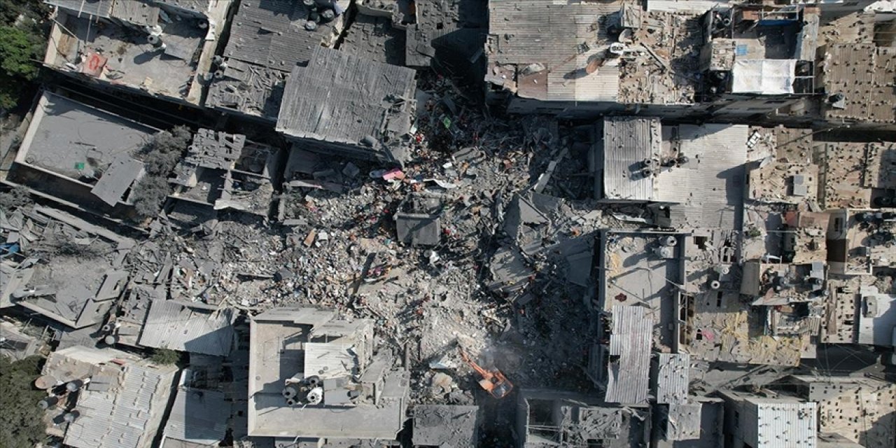 İsrail'in Gazze'ye yönelik bombardımanında iki hastanede büyük yıkım oldu