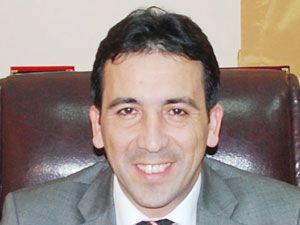 Neden özellikle okulların çatısı uçuyor?