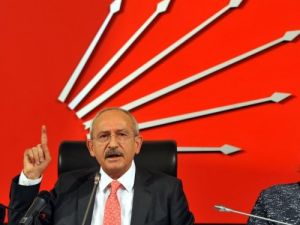 Kılıçdaroğlu: Adı Yolsuzluğa Bulaşan Bakanlar İstifa Dilekçesi Vermeli