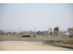 Kaçakçılar Güvenlik Güçlerine Ateş Açtı