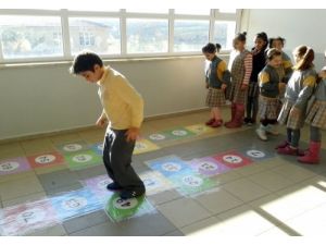 Ritmik Saymayı Sekerek Öğreniyorlar