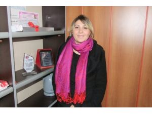 Bafra'nın İlk Kadın Muhtar Adayına Erkeklerden Destek