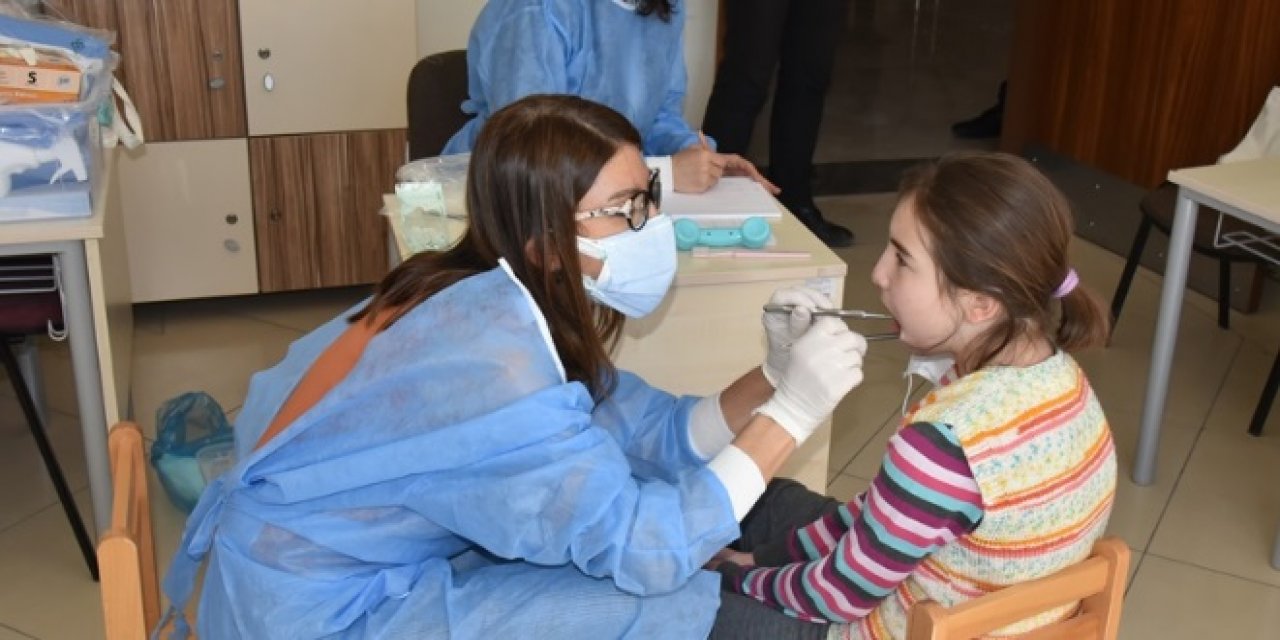 Hüyük ilçesindeki birinci sınıf öğrencilerine diş taraması yapıldı