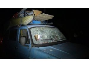 Genç Adam, Sevdiği Kızın Kullandığı Minibüse Kurşun Yağdırdı