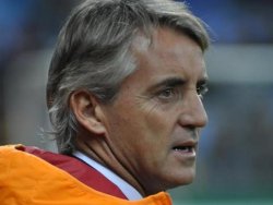 Mancini'den Onur Kıvrak'a övgüler