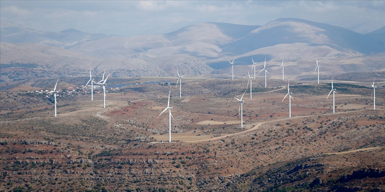 Rüzgar enerjisi kurulu gücü 2024'te 143 gigavat artacak