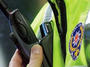 Polis telsizinde Yalan Oldu şarkısı dinletildi