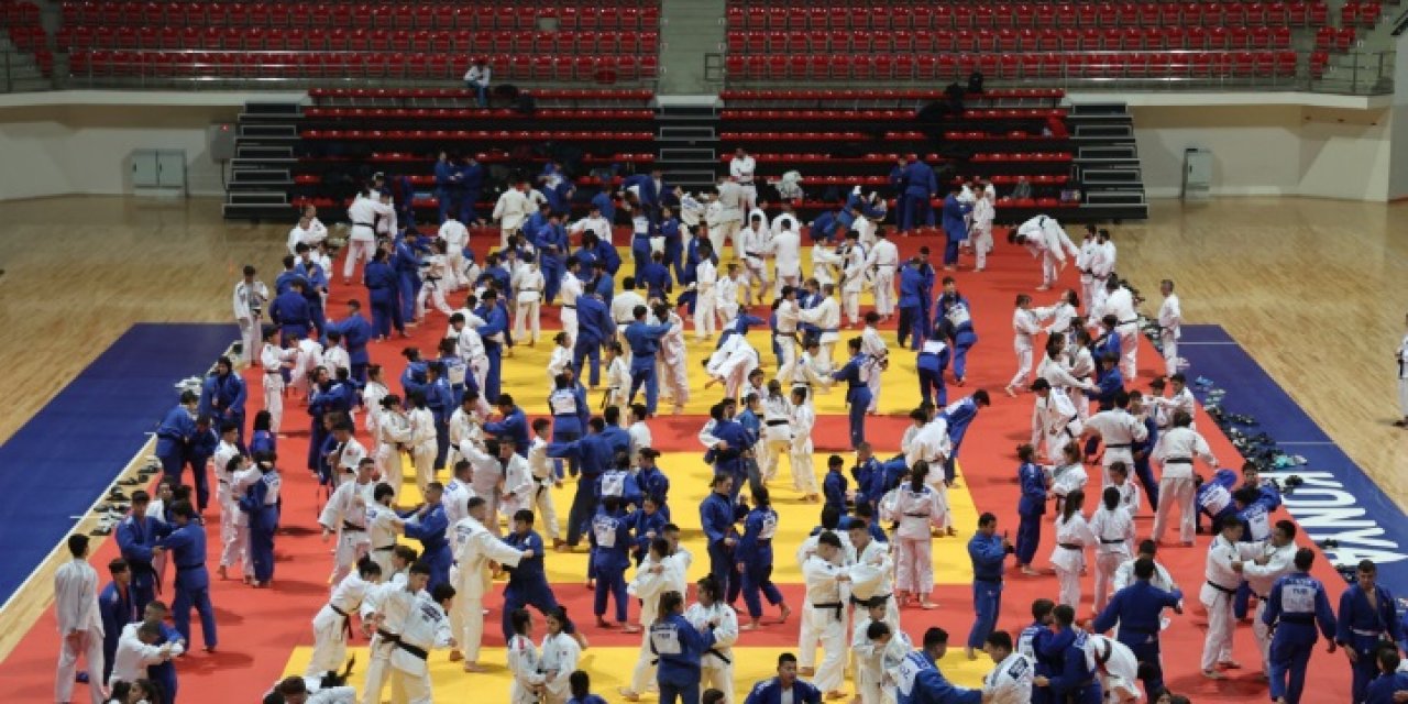 "Mevlana Uluslararası Judo Çalışma Kampı" Konya'da yapılıyor