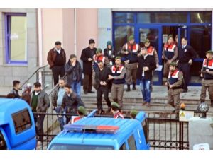 Gazino Cinayetinin Firari Şüphelisi Teslim Oldu