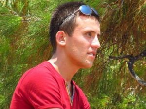 İzmir'de Şehit Olan Çanakkaleli Askerin Baba Evinde Yas