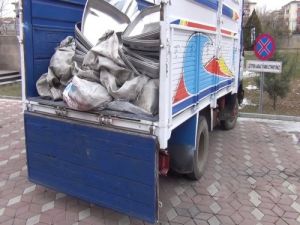 Mazot Deposu Kapağı Çaldılar