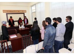 Çü Hukuk Fakültesi’nde ‘kurgusal Duruşma Salonu’ Açıldı