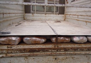 Özel zulada 120 kilo esrar Nil'e takıldı