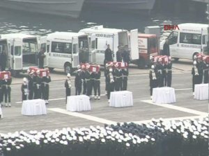 İzmir'de 10 şehide veda