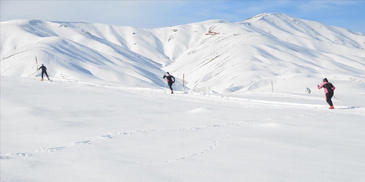 En fazla kar kalınlığı 158 santimetreyle Hakkari'de ölçüldü