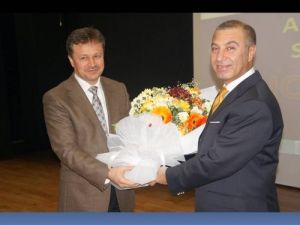 Ana Baba Okulunda Prof. Dr. Abacı Velilere Konuştu