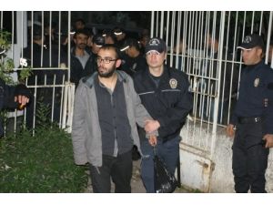 Üniversitede Kavga: 26 Öğrenci Gözaltında