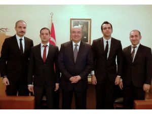 Ukrayna Beşiktaşlılar Derneği'nden, Büyükelçi Samsar'a Veda Ziyareti‏