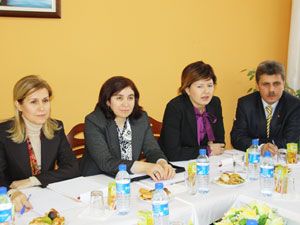 Emekliler görev başında