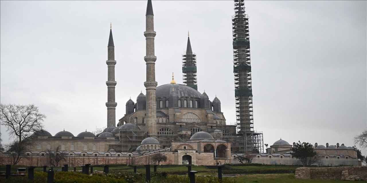 Selimiye Camisi 449 yıldır yoğun ilgi görüyor