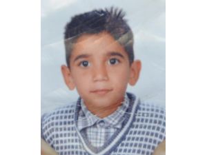 Hataylı Aile Çocuklarına Çarpan Sürücüyü Arıyor