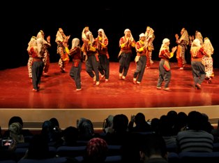 Selçuk'ta engeller kalkıyor