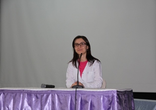 Ergenlere sağlıklı iletişim semineri
