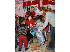 Ana Sınıfı Öğrencileri, Lösemi Hastası Arkadaşlarına Hediyesi Aldı