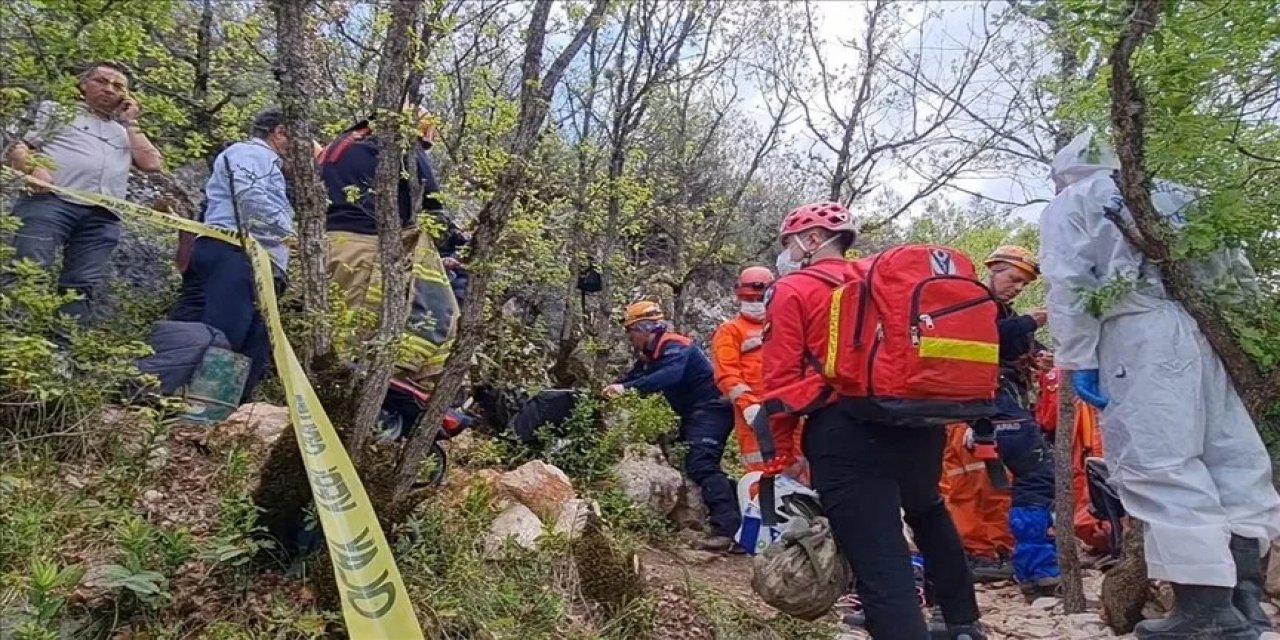 Bursa'da define aramak için mağaraya giren 3 kişi hayatını kaybetti
