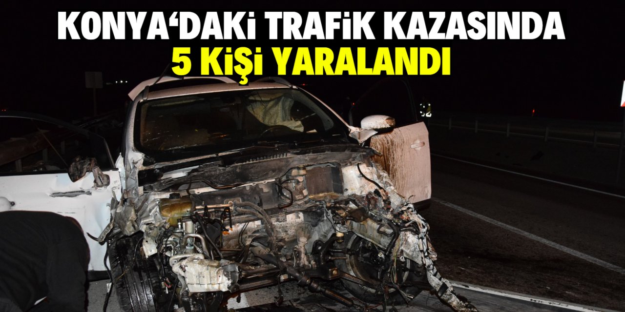 Konya'da refüjdeki çelik bariyerlere çarpıp takla atan otomobildeki 5 kişi yaralandı