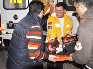 Yaralının kopan kulağını telsizle istediler