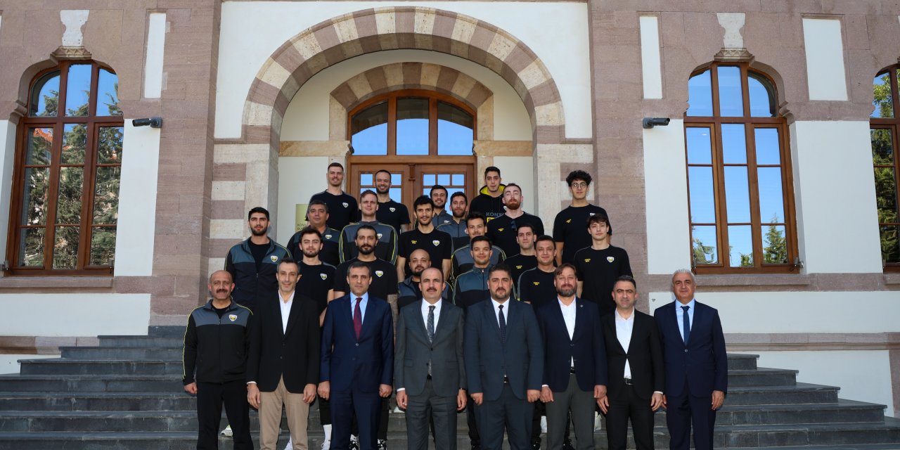 Başkan Altay'dan Konya BB Basket'e 'yükselme' tebriği