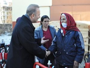 Tunceli’de İki Bin Organik Kovan Dağıtıldı