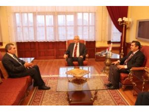 Oran Sivas'ta Toplandı