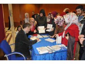 Gazeteci Akyol: Bütün Dünyada Özgürlük Eksikliği Var