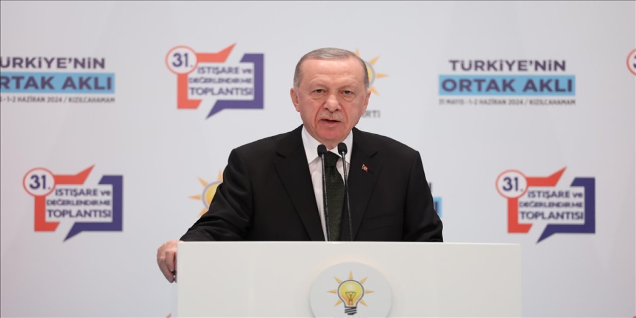 Cumhurbaşkanı Erdoğan: Darbe anayasasının değiştirilmesi konusunda el ele verebilirsek ülkemizin bahtı da değişecek