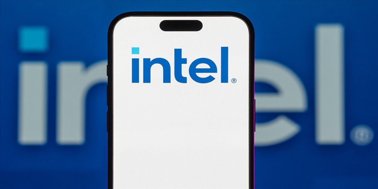 Intel, İrlanda tesisi için kurulan ortak girişimdeki yüzde 49'luk hissesini 11 milyar dolara Apollo'ya satıyor