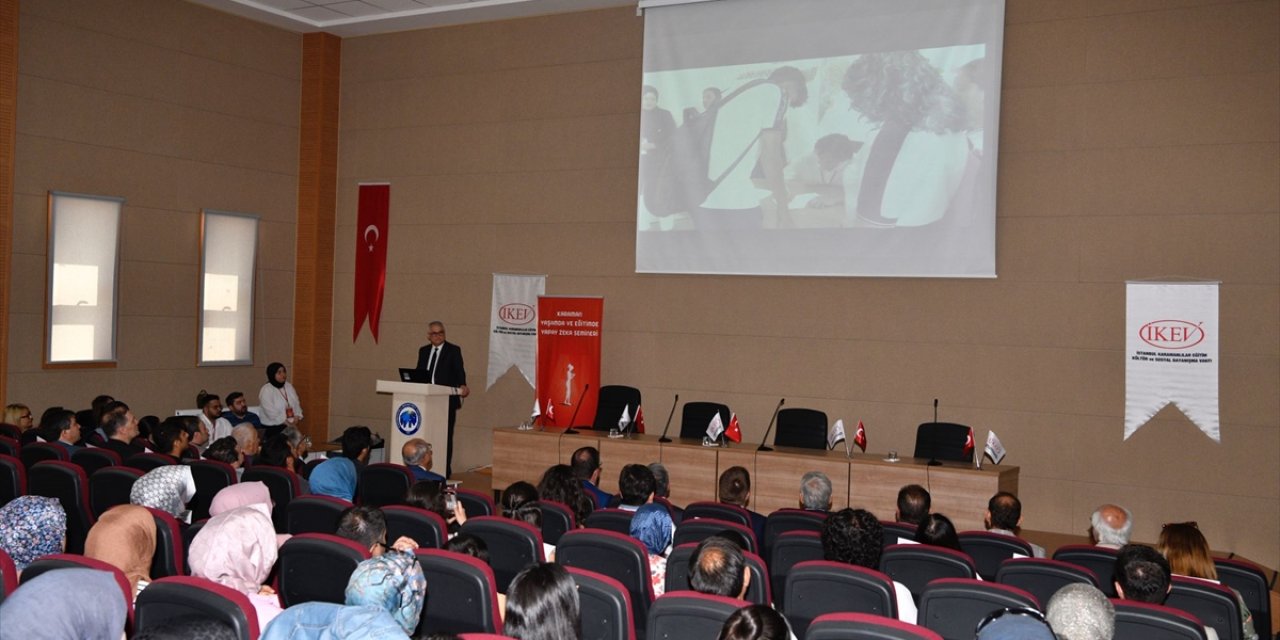 Karaman'da yapay zeka konulu seminer düzenlendi