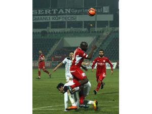 Tekden Denizlispor: 0 Boluspor :2