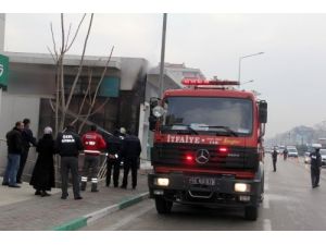 Madde Bağımlısı Genç Banka Yaktı