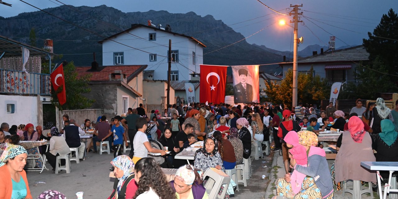 Başkan Ustaoğlu muharrem ayı iftarına katıldı