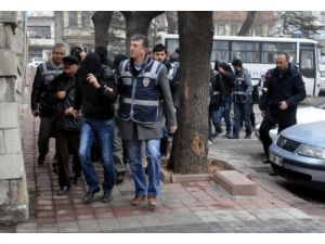 Fuhuş Operasyonunda 21 Gözaltı