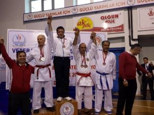 Adıyamanlı Bahri Erşahin Türkiye Karate Şampiyonu Oldu