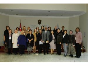 Rektör Dilek: Kadınlara Haksızlıkları Görünce Kızım Olmadığına Seviniyorum