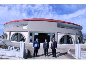 100. Yıl Ay-yıldız Kültür Ve Spor Sarayı İle Özay Gönlüm Tesisi’nde Sona Gelindi