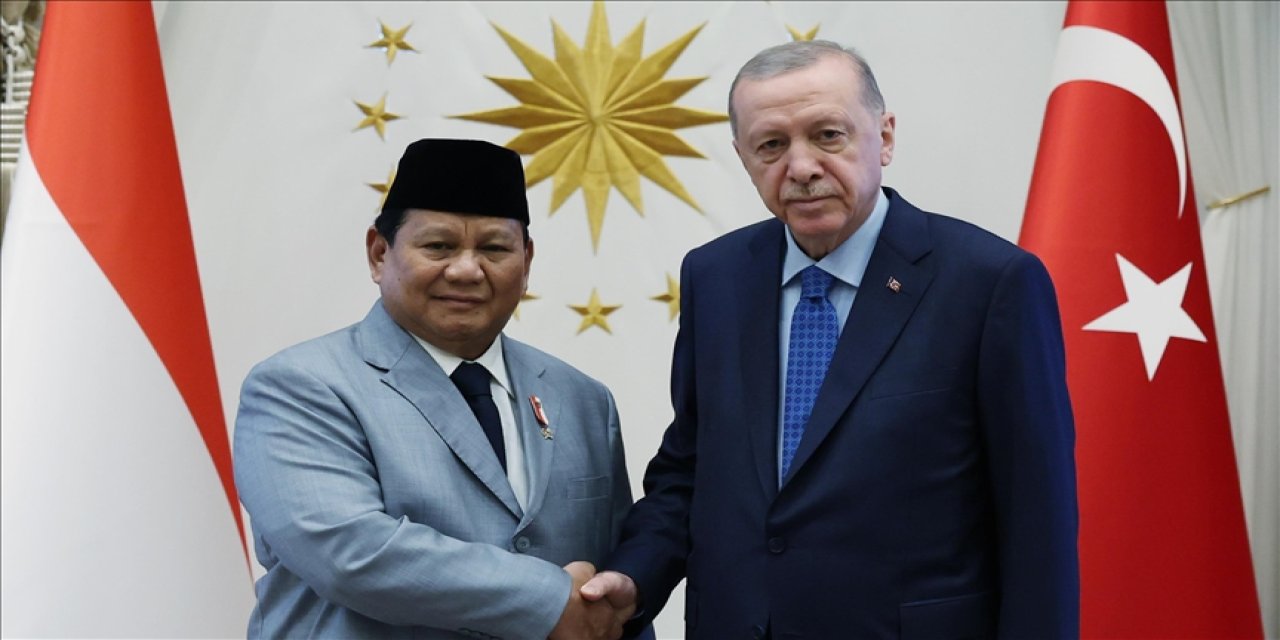 Cumhurbaşkanı Erdoğan, Endonezya'nın seçilmiş Cumhurbaşkanı Subianto ile bir araya geldi